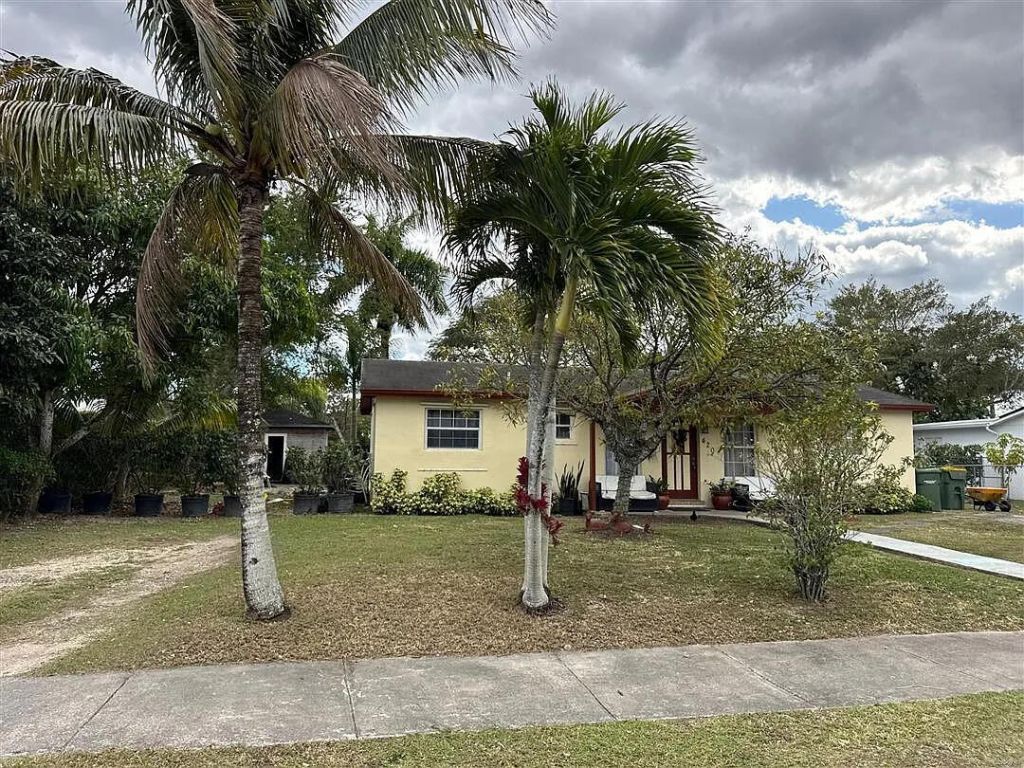 420 NW 16th Street, Other, FL 33030 Photo