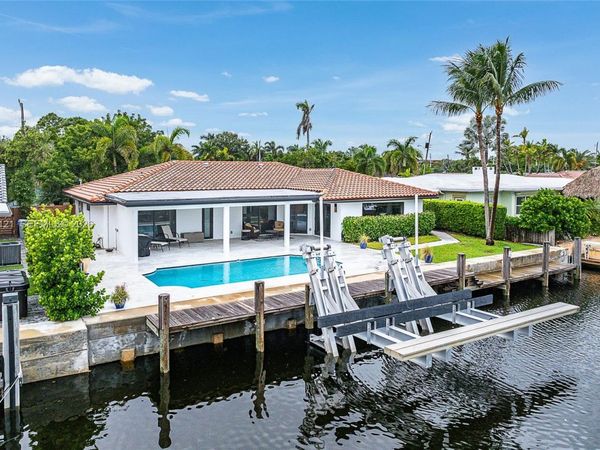 1250 NE 27th Terrace, Pompano Beach, FL 33062