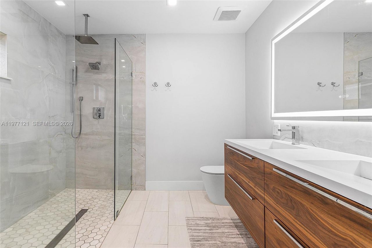 1250 NE 27th Terrace, Pompano Beach, FL 33062 Photo