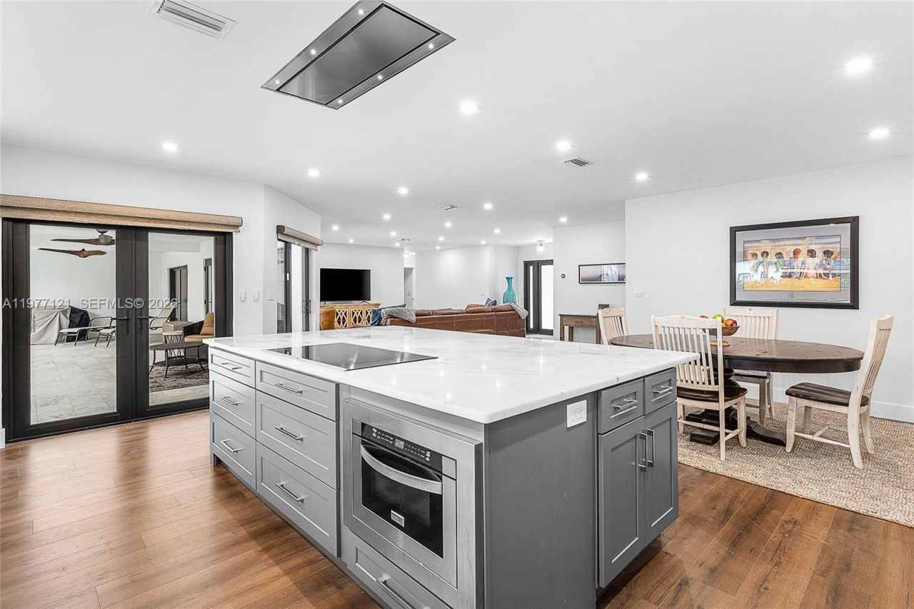 1250 NE 27th Terrace, Pompano Beach, FL 33062 Photo