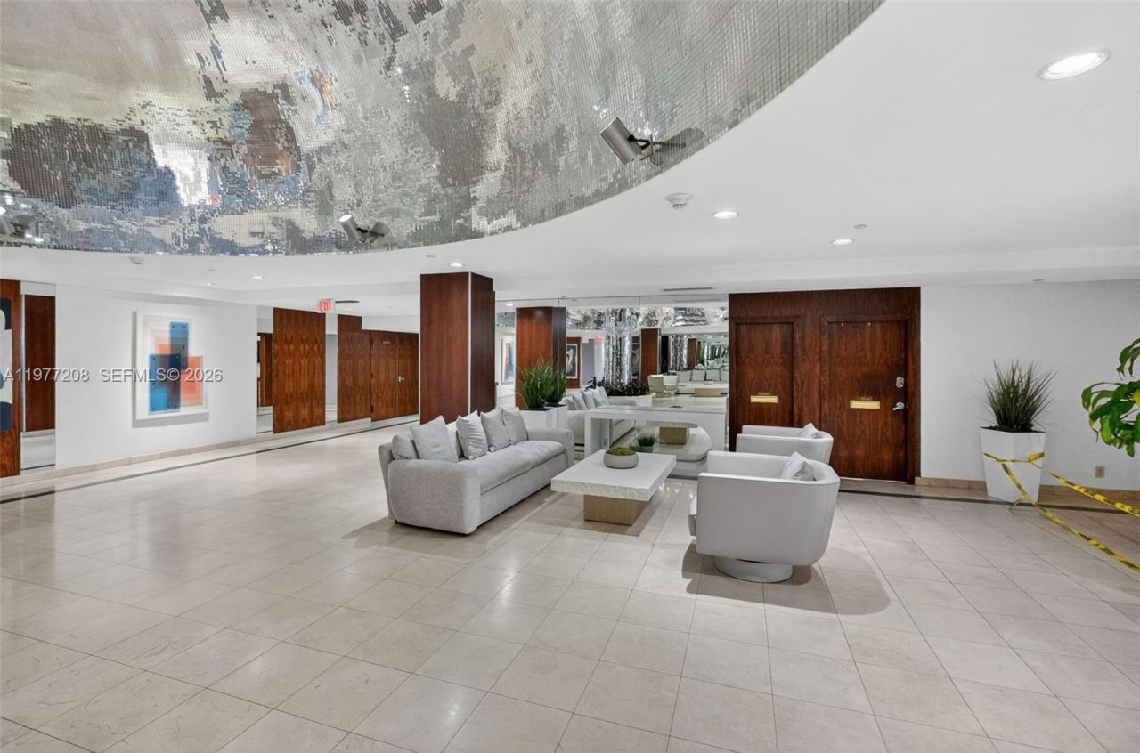 2655 Collins Ave, Unit 1407, Miami Beach, FL 33140 Photo