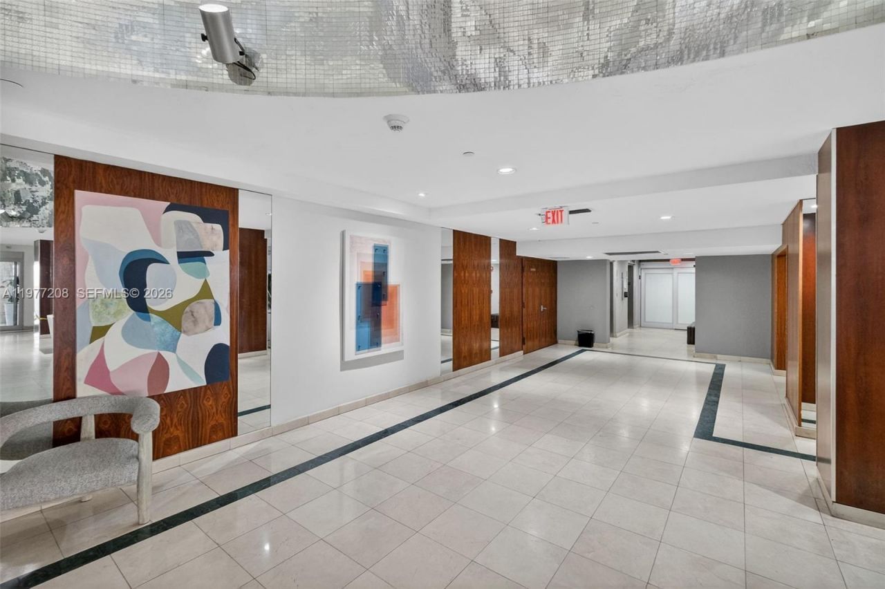 2655 Collins Ave, Unit 1407, Miami Beach, FL 33140 Photo