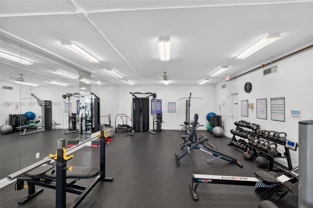 2655 Collins Ave, Unit 1407, Miami Beach, FL 33140 Photo