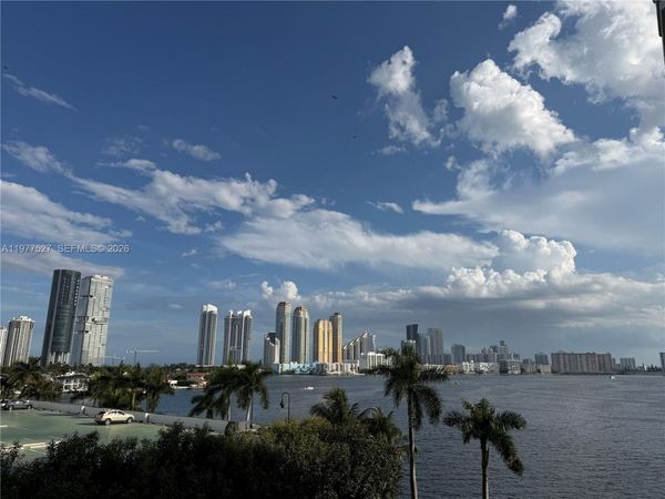 3600 Mystic Pointe Dr , Unit 615, Aventura, FL 33180