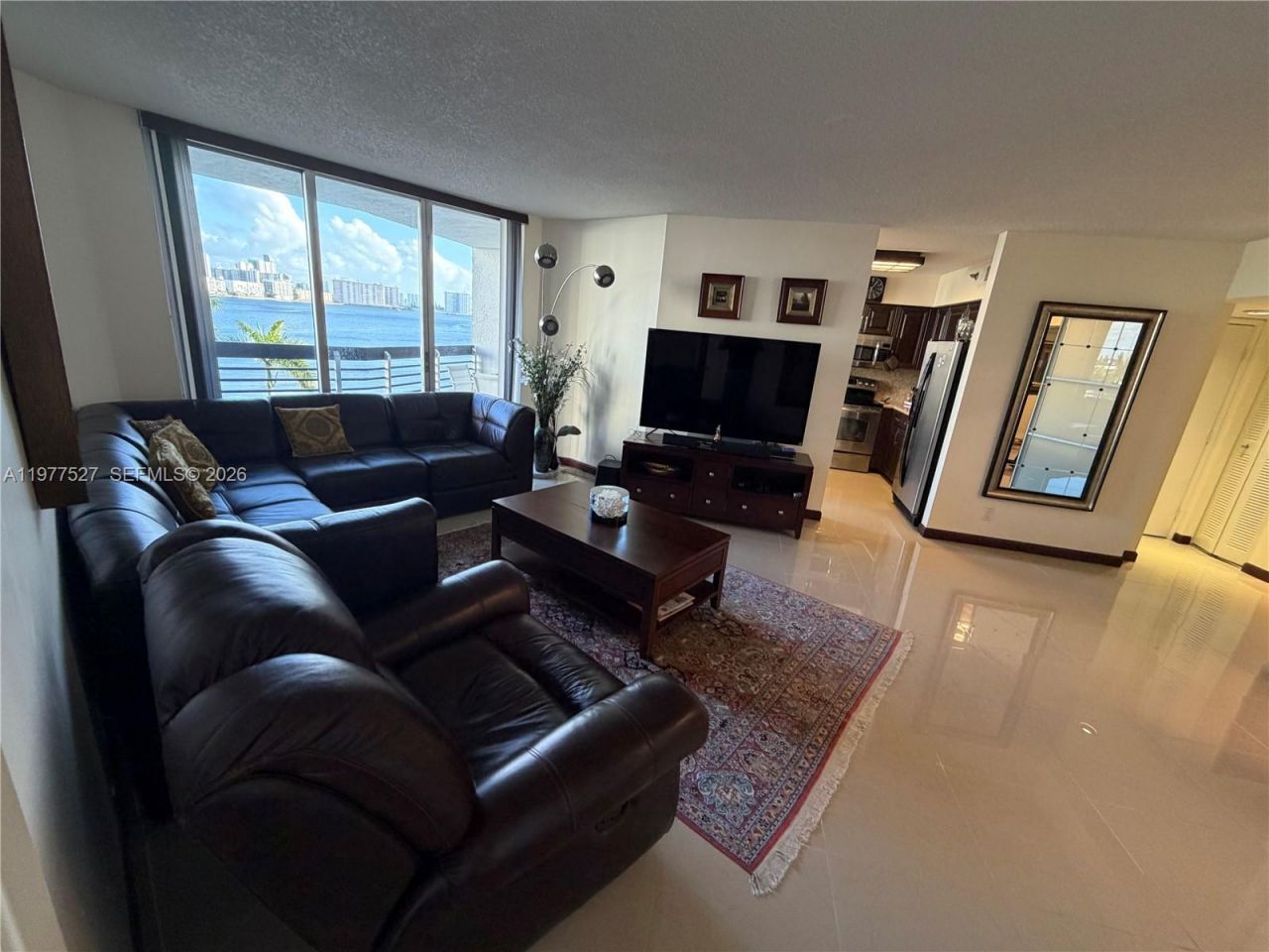 3600 Mystic Pointe Dr , Unit 615, Aventura, FL 33180 Photo