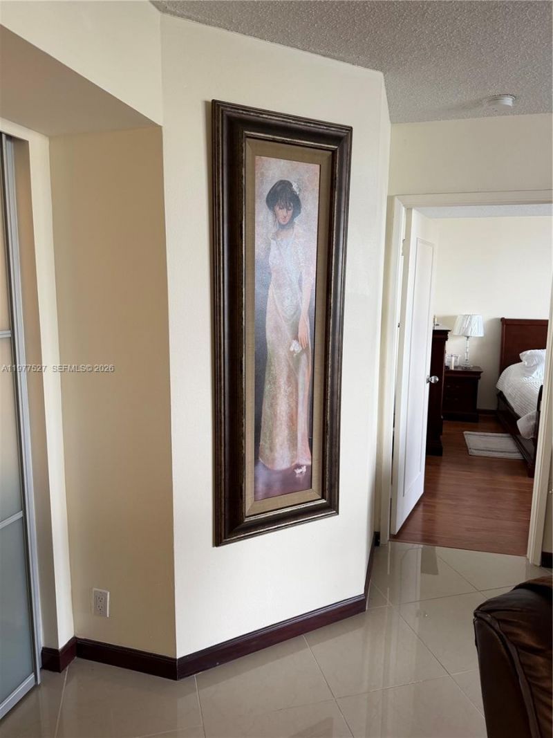 3600 Mystic Pointe Dr , Unit 615, Aventura, FL 33180 Photo