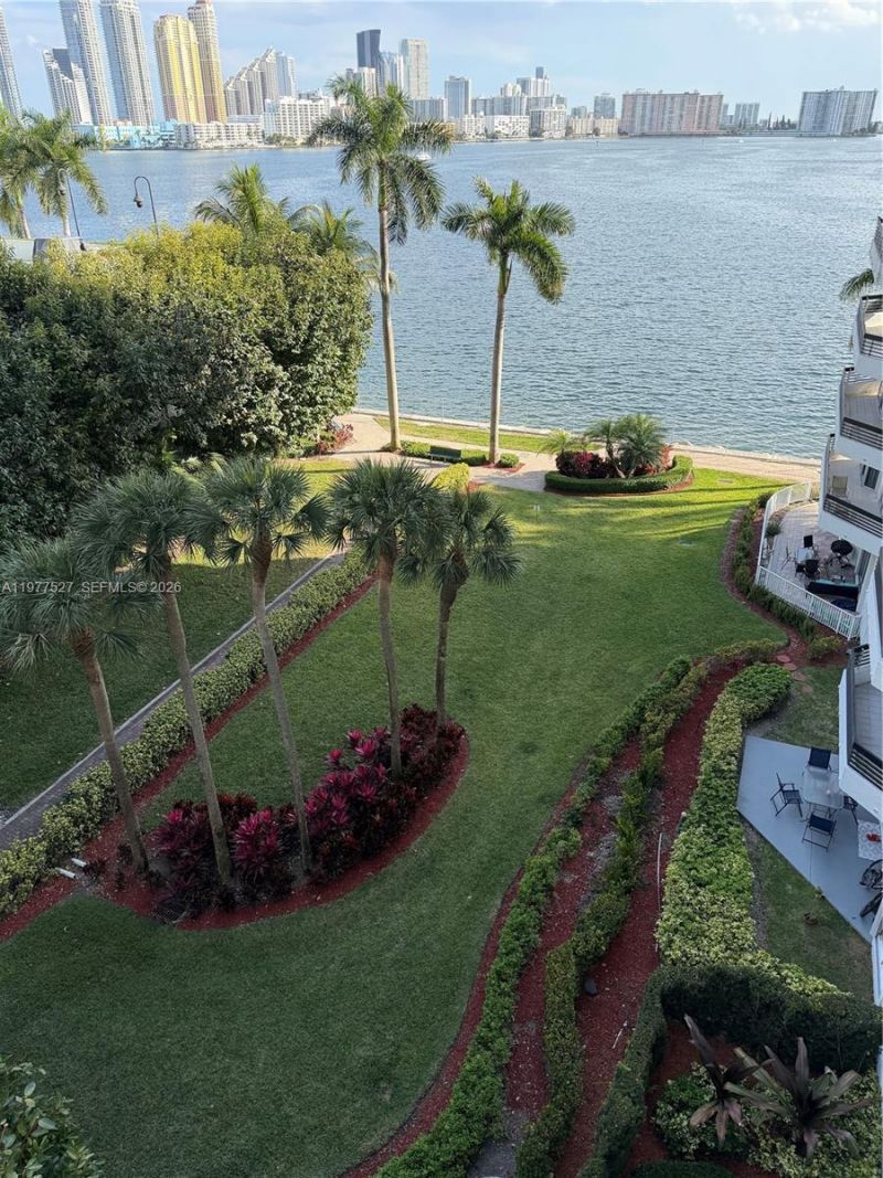 3600 Mystic Pointe Dr , Unit 615, Aventura, FL 33180 Photo