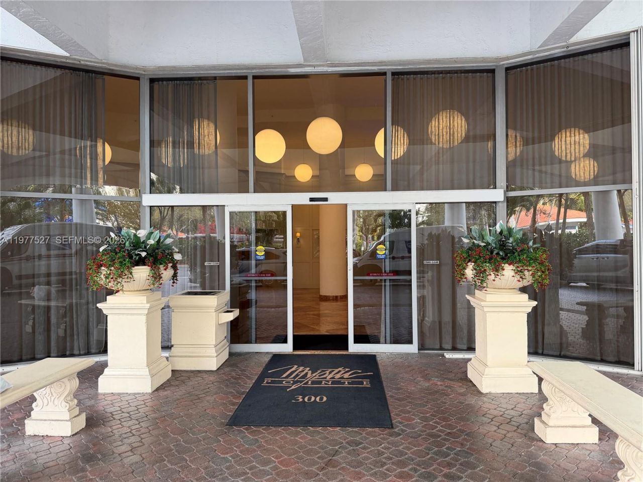 3600 Mystic Pointe Dr , Unit 615, Aventura, FL 33180 Photo