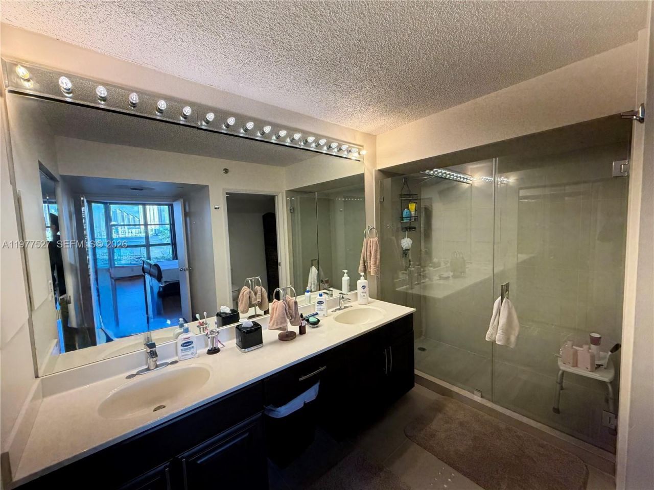 3600 Mystic Pointe Dr , Unit 615, Aventura, FL 33180 Photo