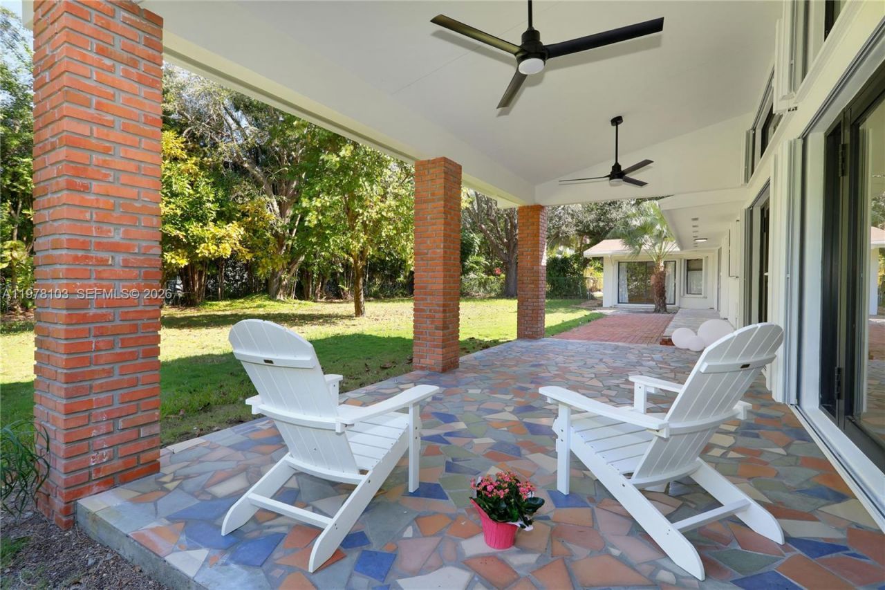 6841 SW 130th Ter , Pinecrest, FL 33156 Photo