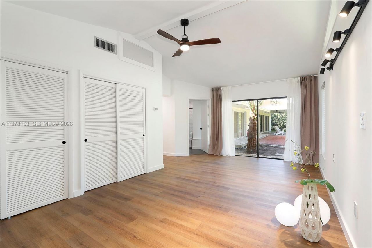 6841 SW 130th Ter , Pinecrest, FL 33156 Photo