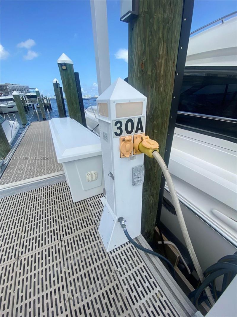 1901 Brickell Ave Slip 29a , Miami, FL 33129 Photo