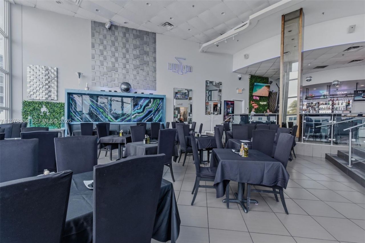 5445 Collins Ave, Unit L6 & CU2A, Miami Beach, FL 33140 Photo