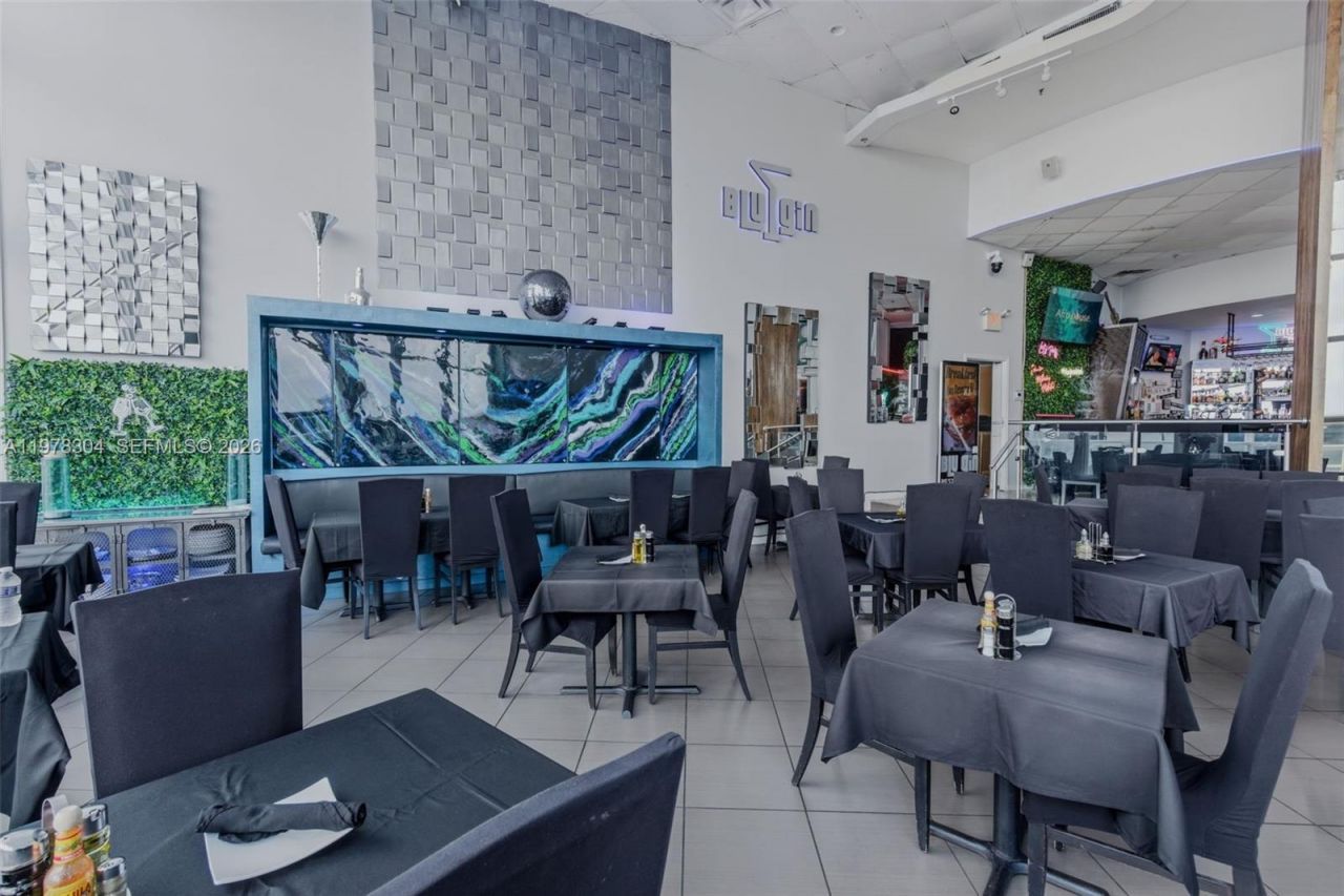 5445 Collins Ave, Unit L6 & CU2A, Miami Beach, FL 33140 Photo