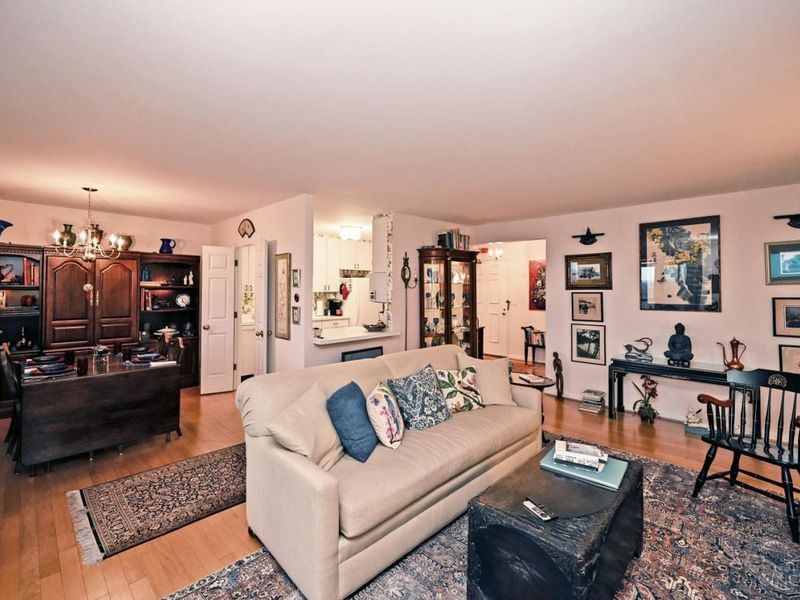 2444 Madison Road, Unit 1209, Cincinnati, OH 45208 Photo 13