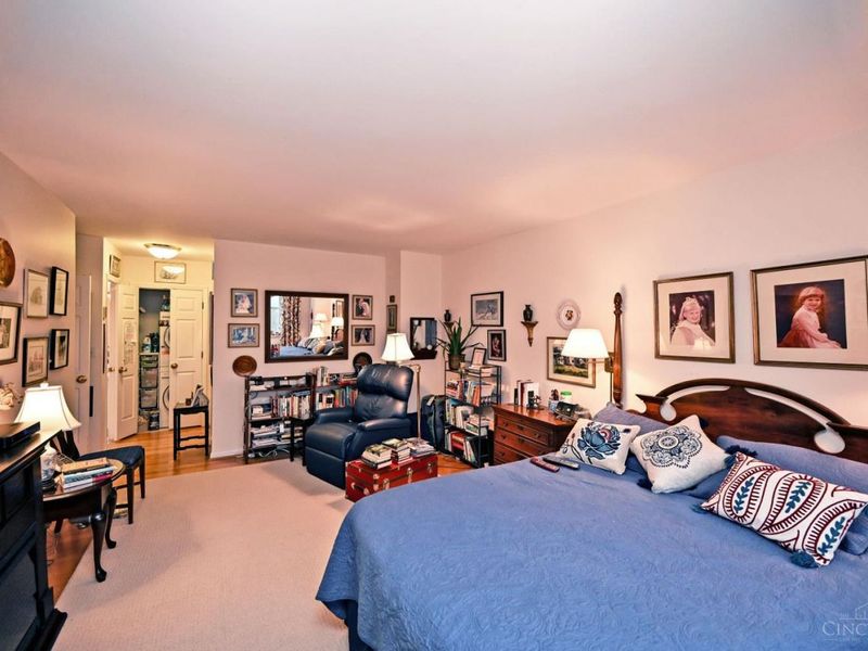 2444 Madison Road, Unit 1209, Cincinnati, OH 45208 Photo 24