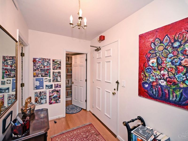 2444 Madison Road, Unit 1209, Cincinnati, OH 45208 Photo 7