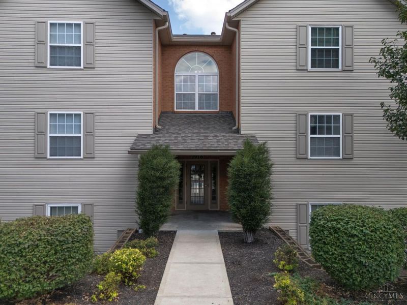 7918 Jessies Way, Unit 304, Fairfield Twp, OH 45011 Photo 4