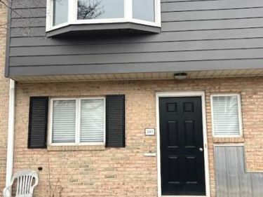 241 ROWE AVENUE, GREENCASTLE, PA 17225