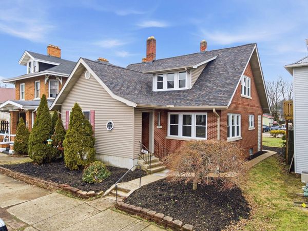 474 N Court Street , Circleville, OH 43113