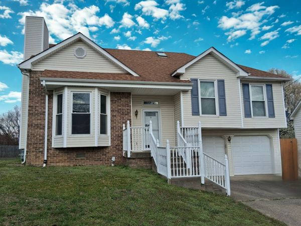 813 Rocky Mountain Pkwy, Antioch, TN 37013