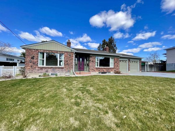 6414 W Randolph Dr, Boise, ID 83709