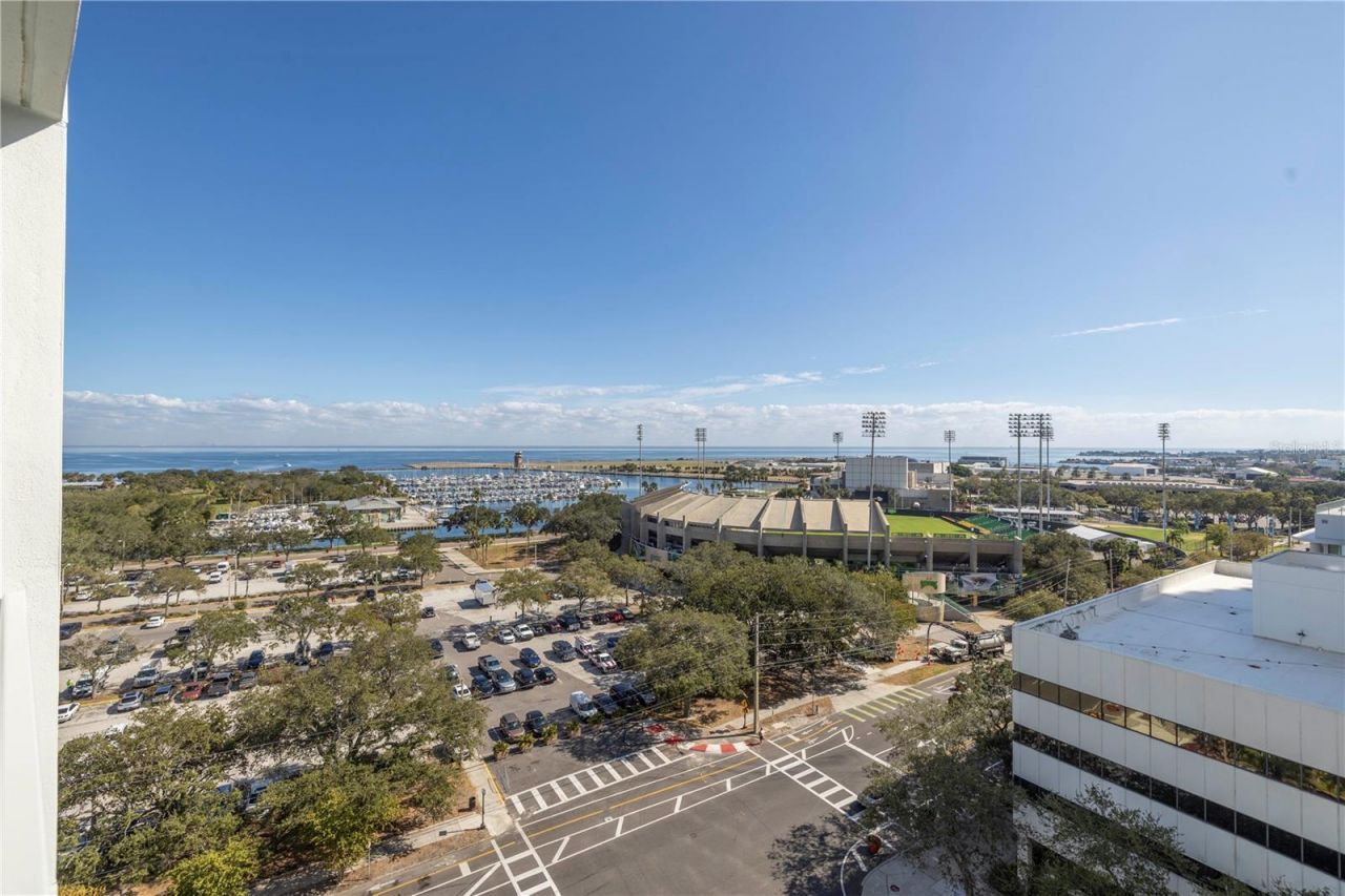 175 1st Street S, Unit 1006, Saint Petersburg, FL 33701 Photo
