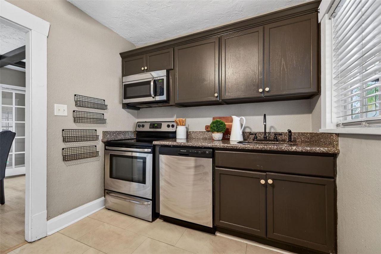 2825 3rd Avenue N, Saint Petersburg, FL 33713 Photo