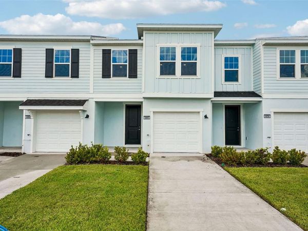 6860 HOLCOMBE DOWN DRIVE, ZEPHYRHILLS, FL 33541