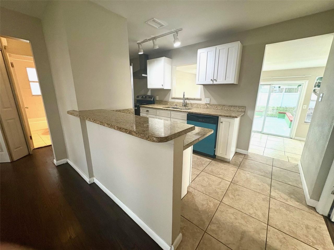 534 33rd Avenue N, Saint Petersburg, FL 33704 Photo