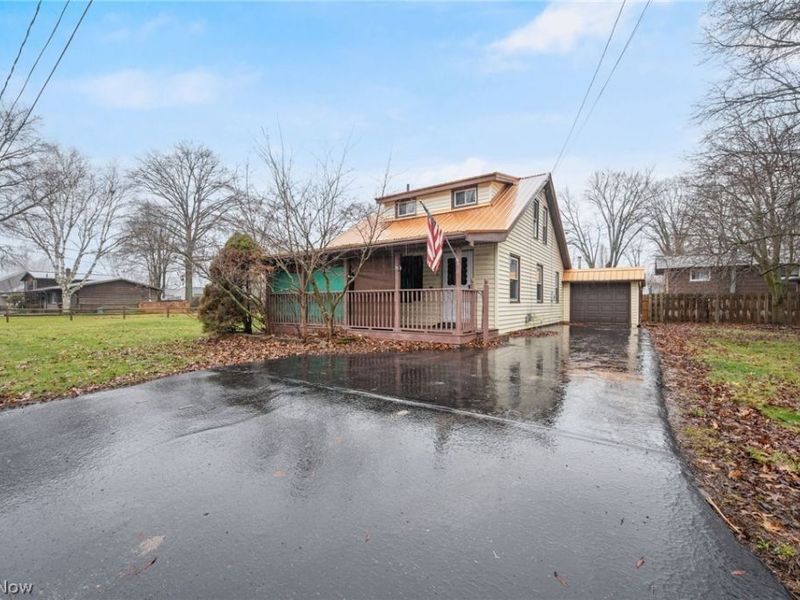 393 Craggy Creek Drive, Chippewa Lake, OH 44215 Photo 1