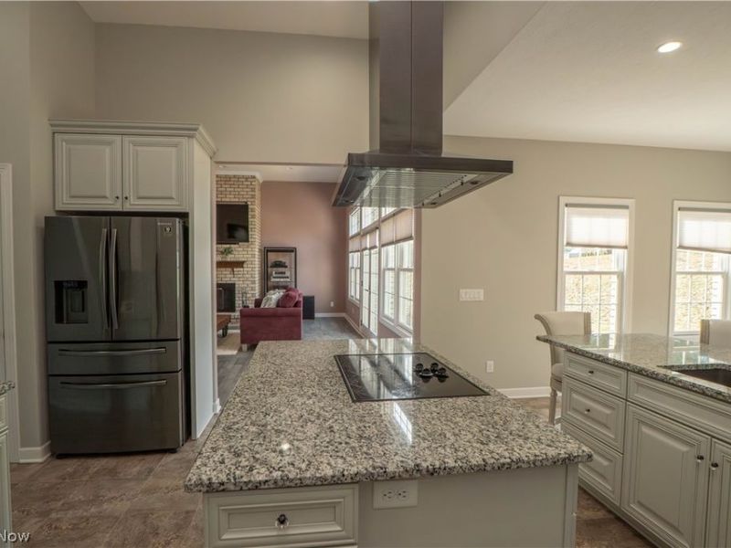 6443 Hills And Dales Road NW, Canton, OH 44708 Photo 13