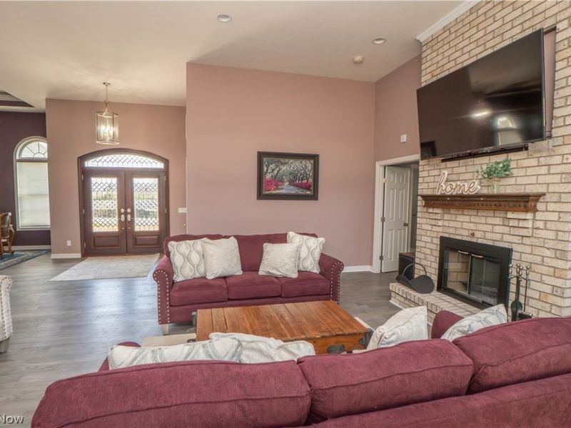 6443 Hills And Dales Road NW, Canton, OH 44708 Photo 8