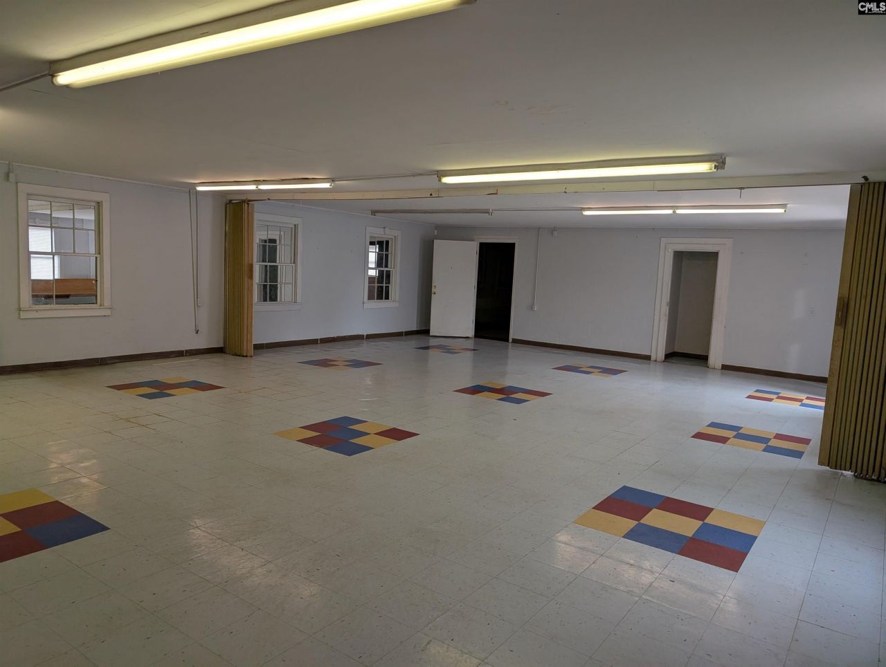 781 Nottingham Street  Photo 14