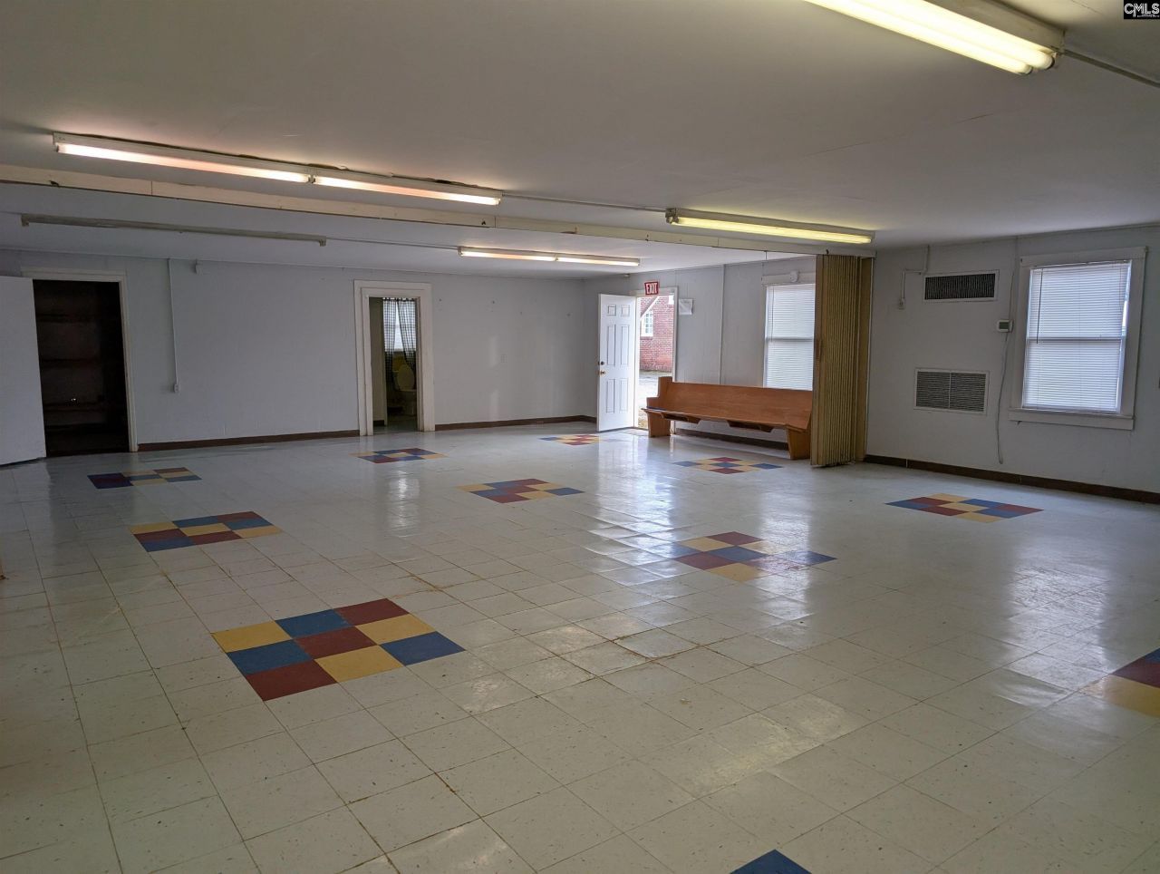 781 Nottingham Street  Photo 18