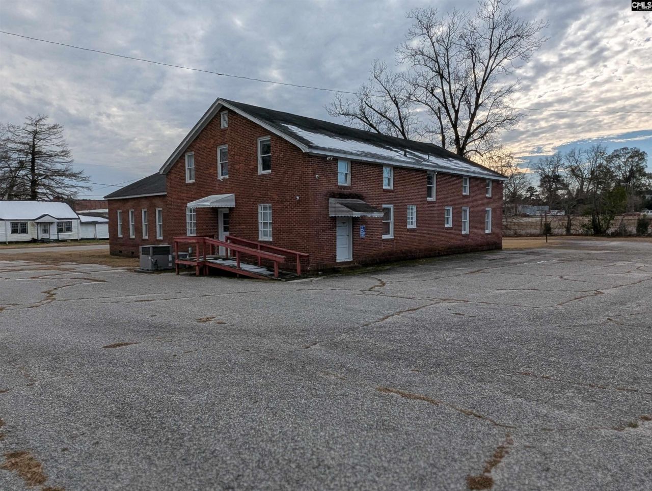 781 Nottingham Street  Photo 4