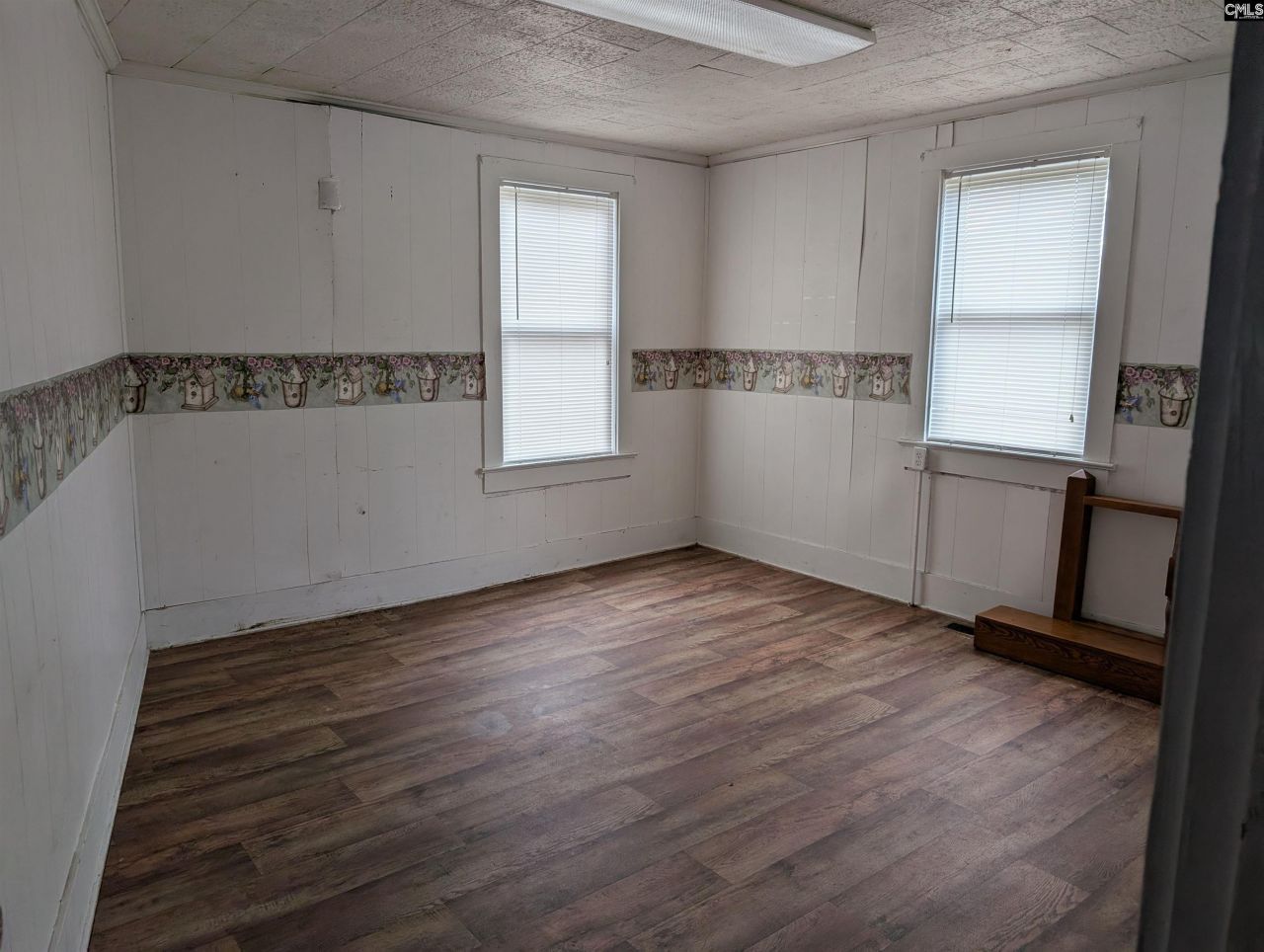 781 Nottingham Street  Photo 7