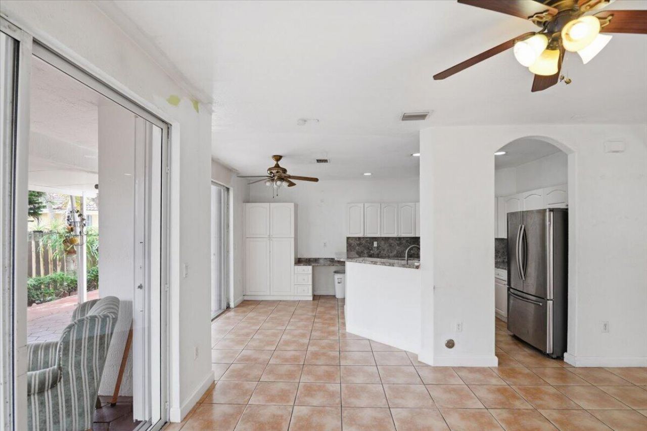 15062 SW 11th Street, Miami, FL 33194 Photo