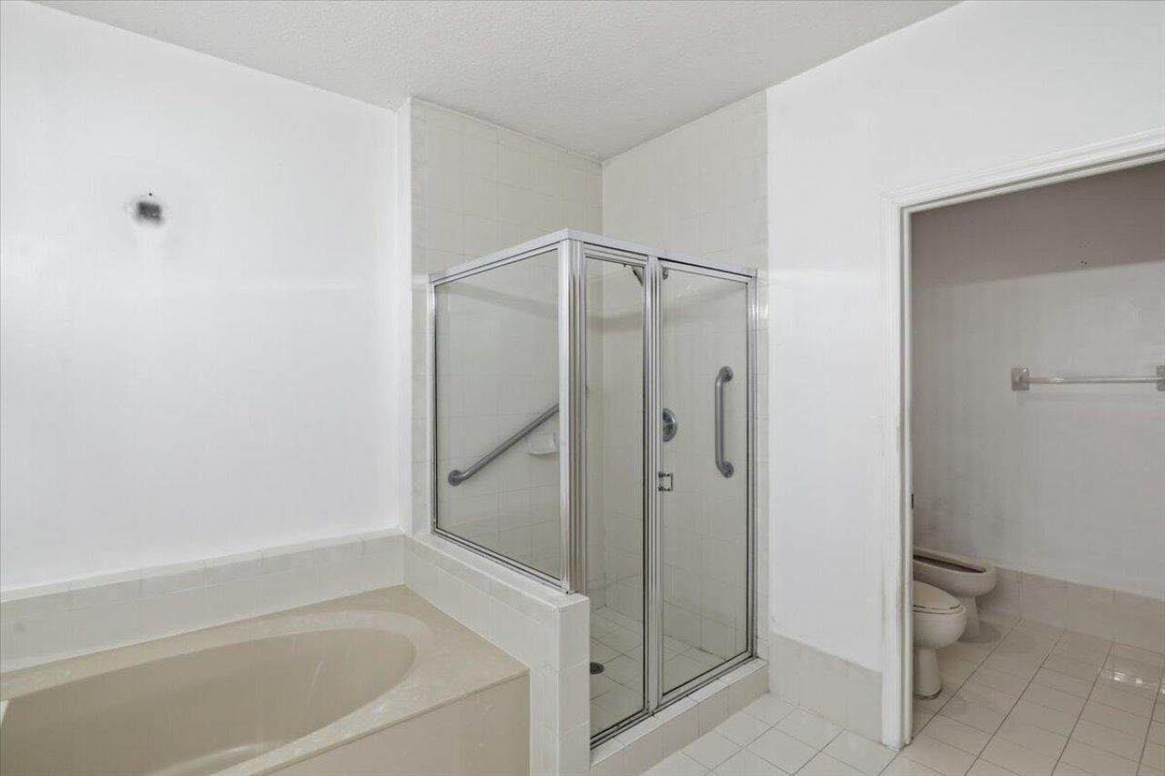 15062 SW 11th Street, Miami, FL 33194 Photo