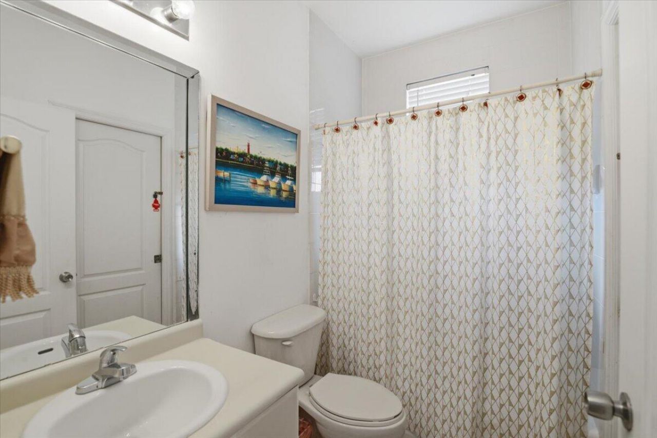 15062 SW 11th Street, Miami, FL 33194 Photo