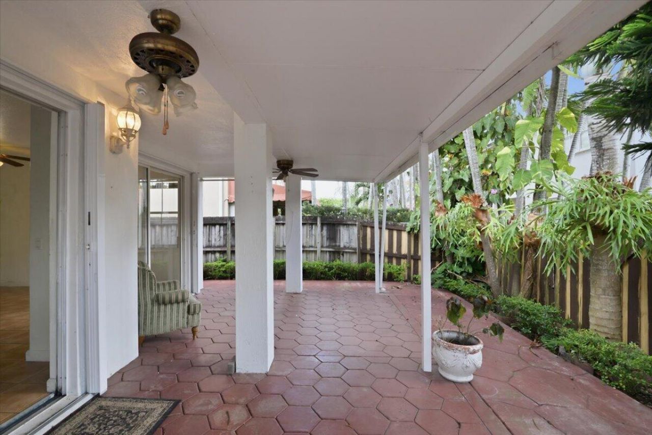 15062 SW 11th Street, Miami, FL 33194 Photo