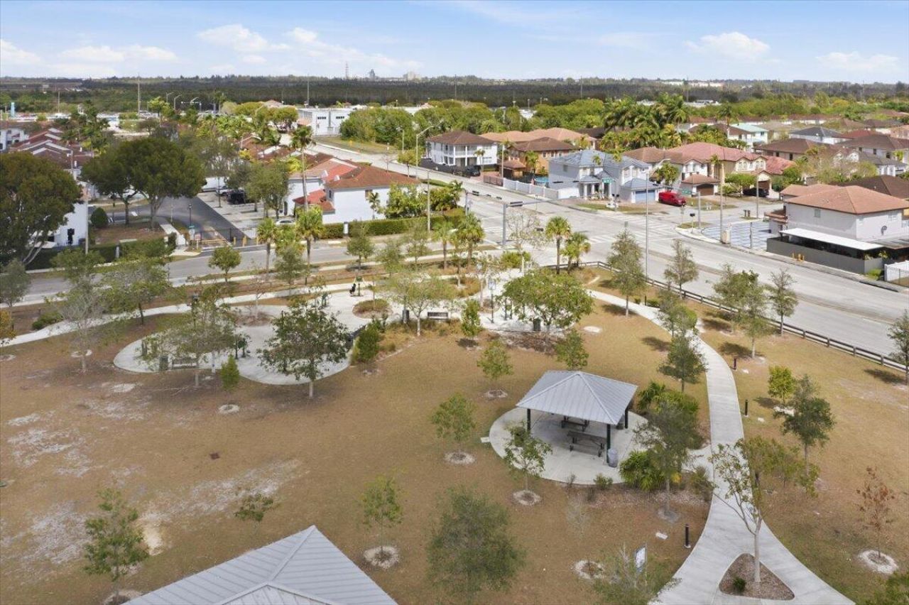 15062 SW 11th Street, Miami, FL 33194 Photo