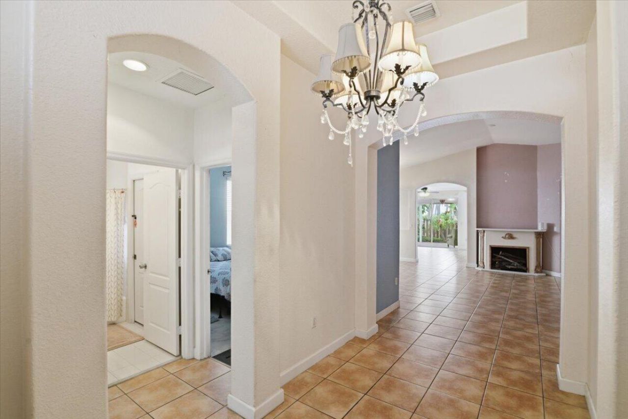 15062 SW 11th Street, Miami, FL 33194 Photo