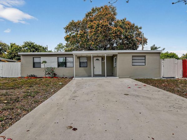 3600 SW 46th Avenue, West Park, FL 33023