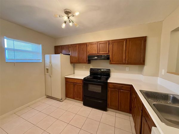 1200 NW 87th Avenue, Unit 515, Coral Springs, FL 33071