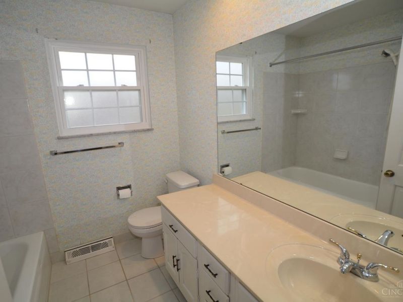 10604 Orinda Drive, Montgomery, OH 45249 Photo 28