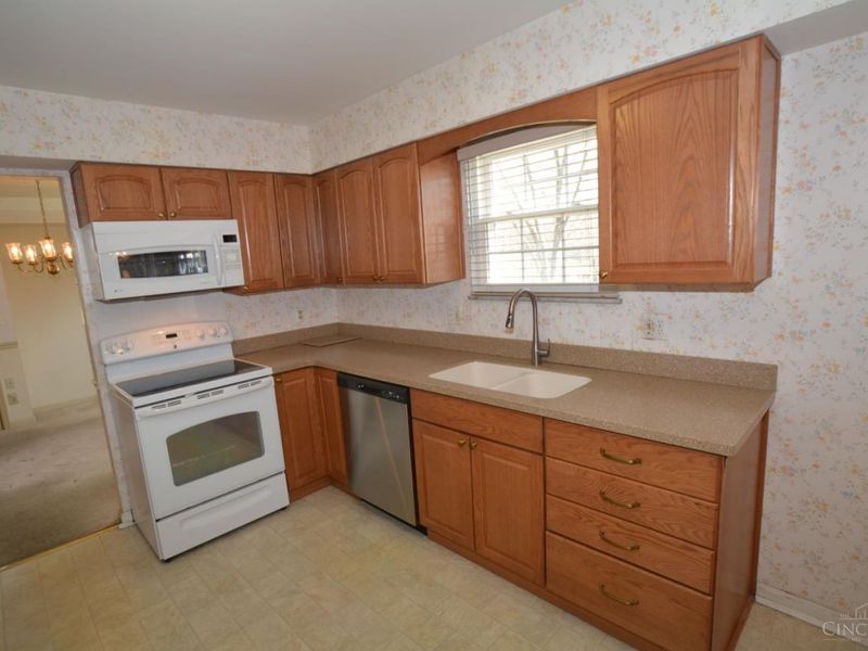 10604 Orinda Drive, Montgomery, OH 45249 Photo 4