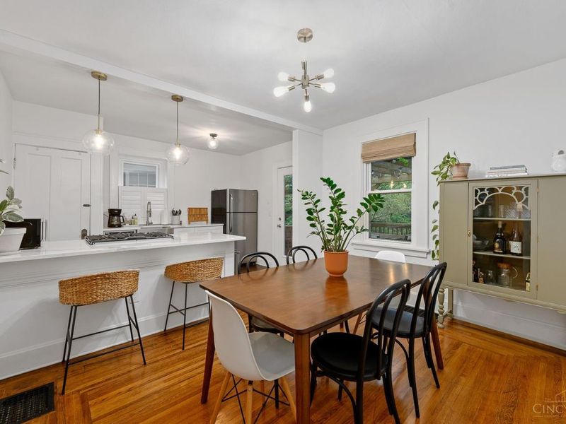 5806 Montgomery Road, Cincinnati, OH 45212 Photo 10