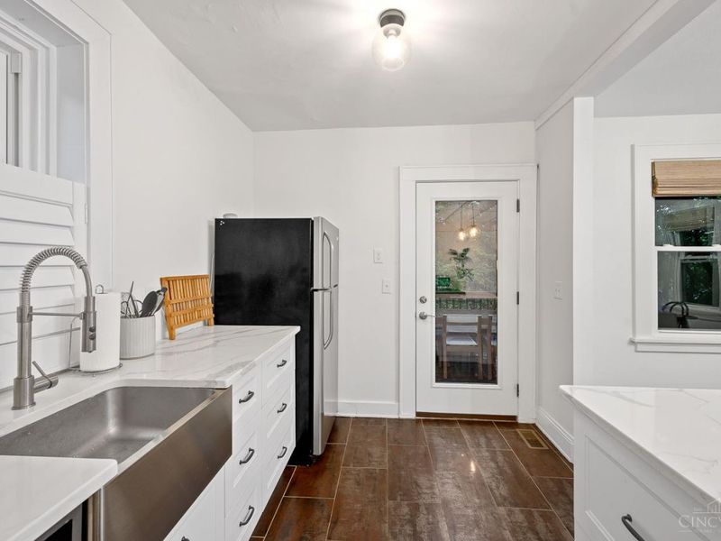 5806 Montgomery Road, Cincinnati, OH 45212 Photo 17