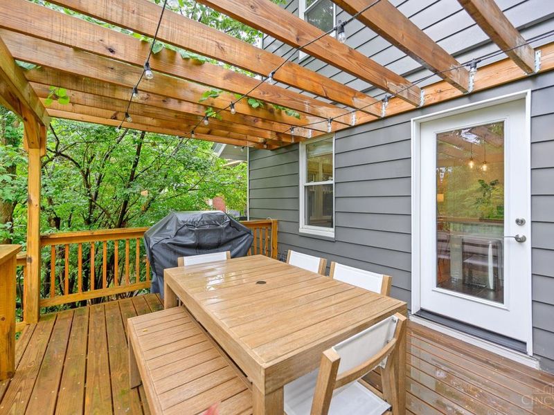 5806 Montgomery Road, Cincinnati, OH 45212 Photo 29